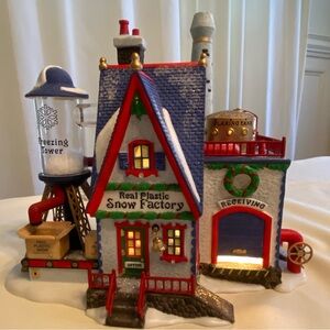 Department 56 Real Plastic Snow Factory #56403